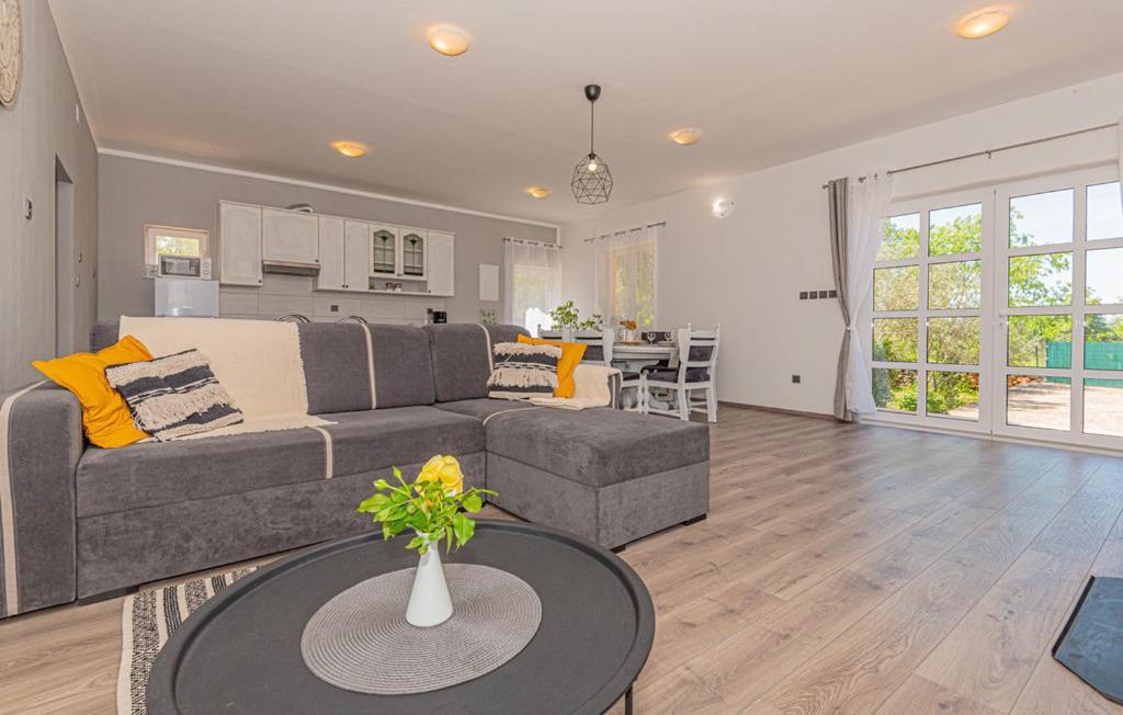 Iris Holiday Home Trbounje Bagian luar foto