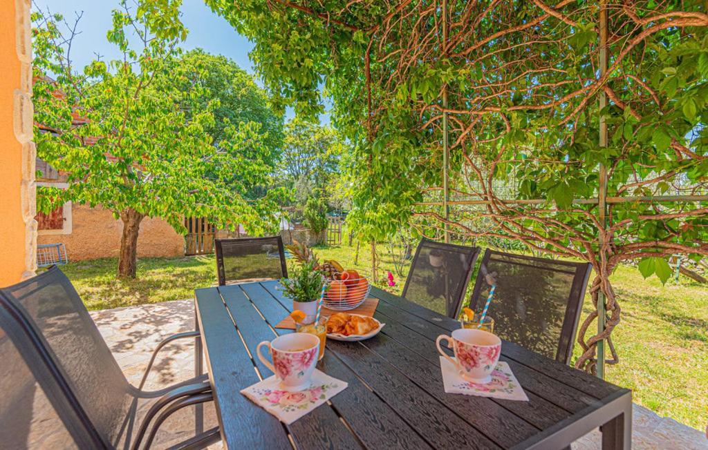 Iris Holiday Home Trbounje Bagian luar foto