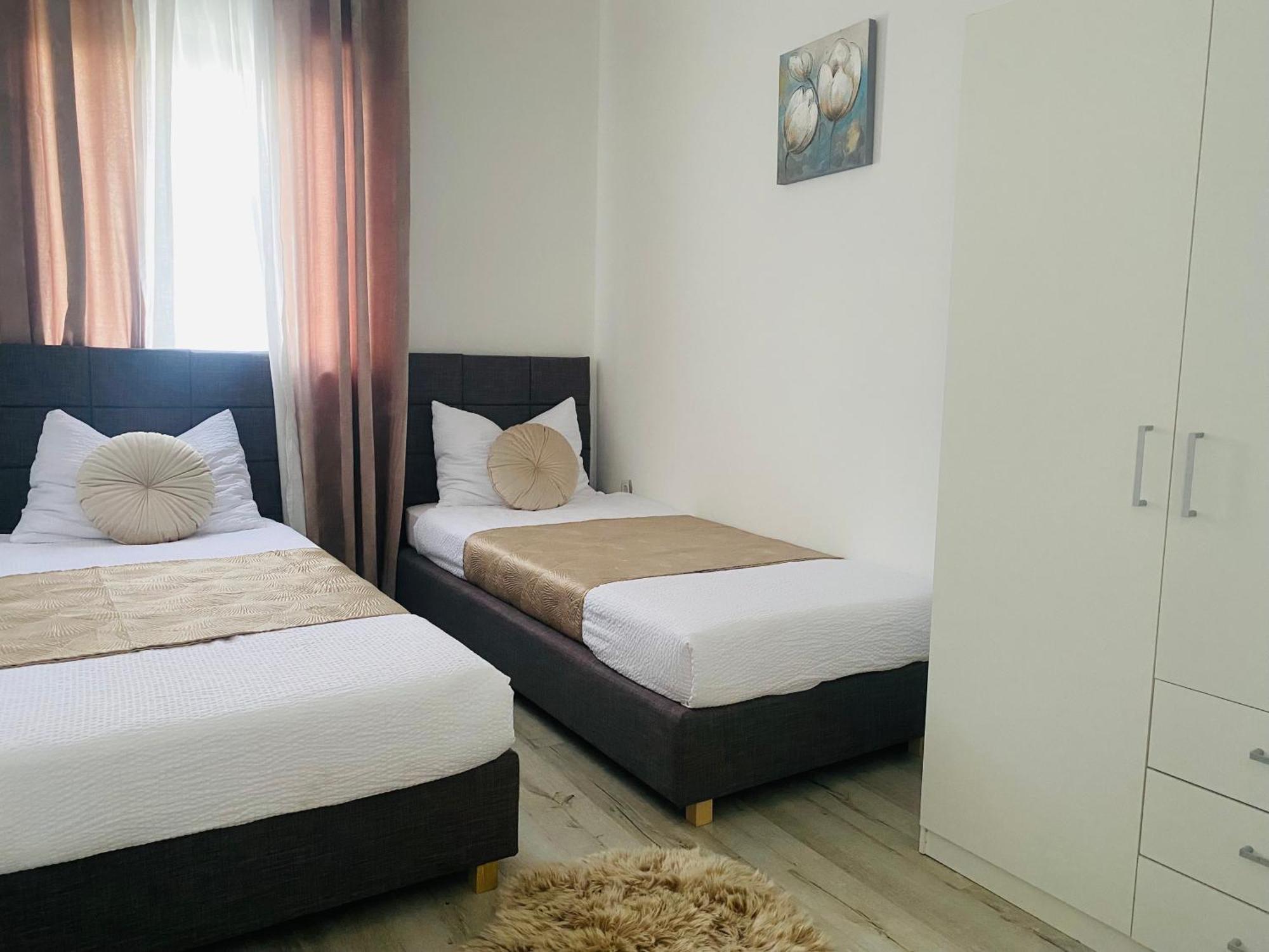 Iris Holiday Home Trbounje Bagian luar foto