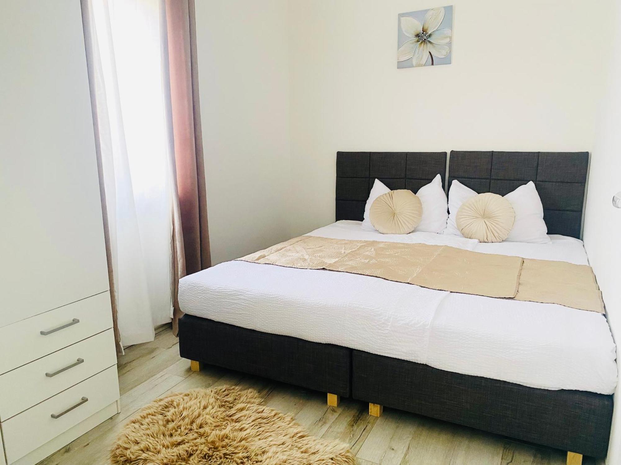 Iris Holiday Home Trbounje Bagian luar foto